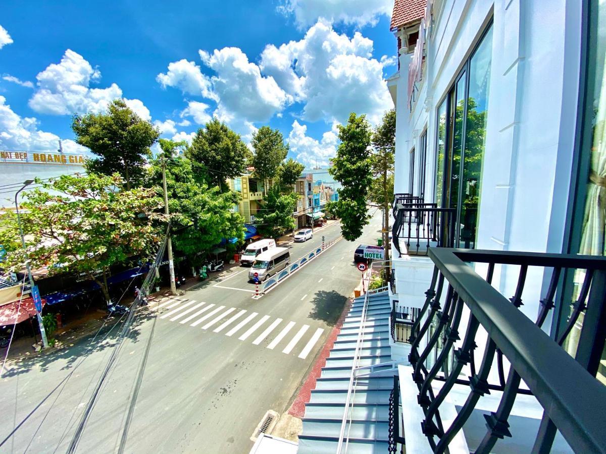 Phuong Nam Hotel Ap Tan An  エクステリア 写真